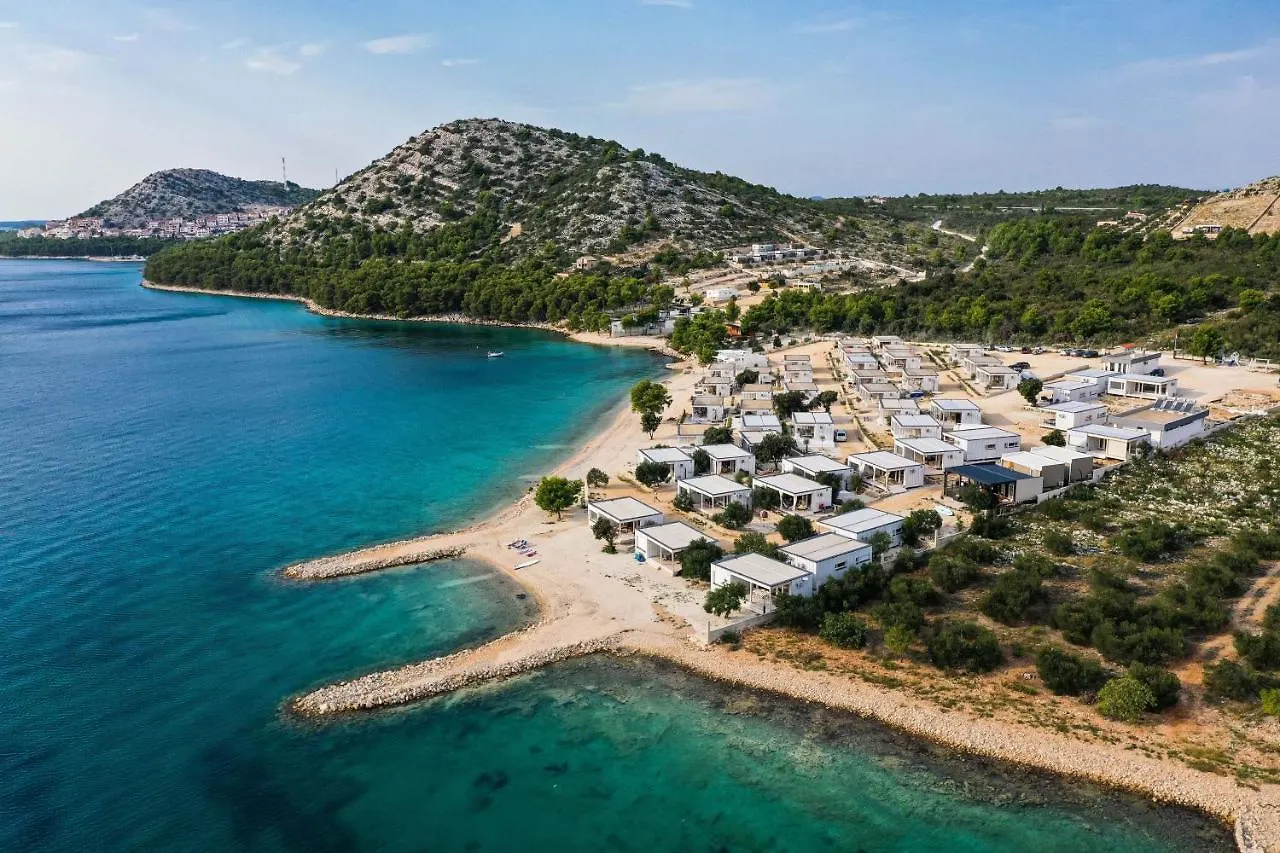 Buqez Eco Resort - Beach Villa 33 - Seaview Drage